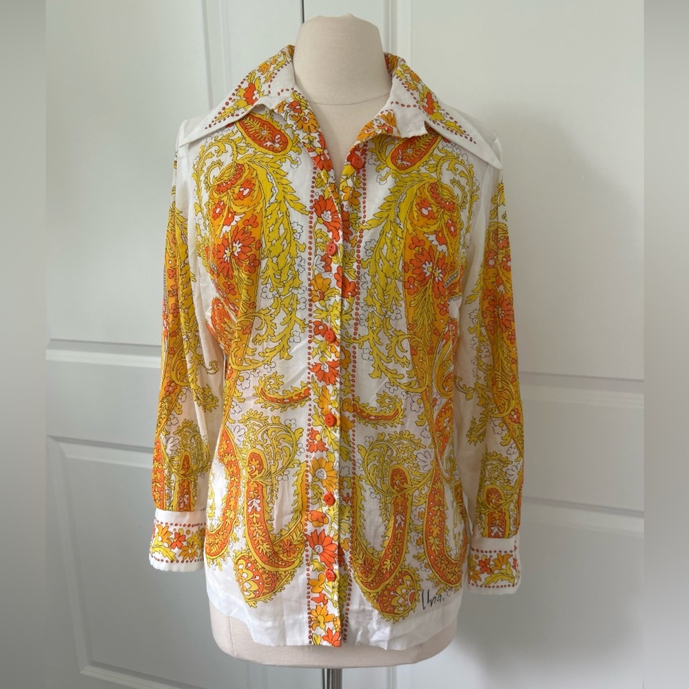 Amazing Vintage 1960s VERA NEUMANN Yellow Orange Paisley Shirt tagged  16 44"B